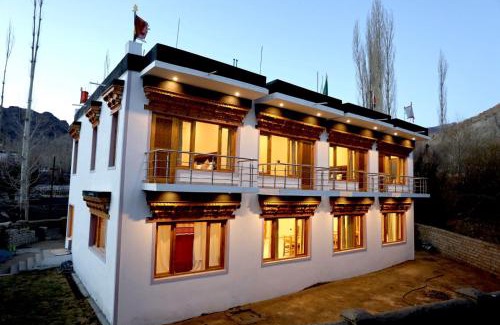 Leh House | Tsanavilla guest house
