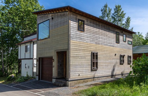 Hirafu House | Tsukinoki