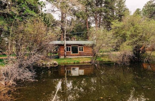 Saddlestring Cabin | Tuckaway Cabin, Rustic Tuckaway Cabin