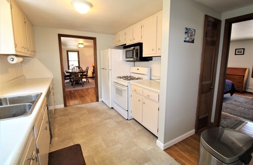 Wellfleet House | Tucked Away Home Offering Privacy But Conveniently Close To Main St (2315)