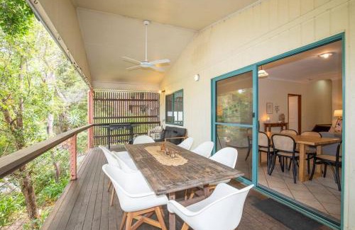 Point Lookout House | Tuckeroo + sleeps 10 + central