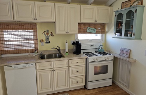 Tuckerton Beach House | Tuckerton Beach Waterfront Bungalow, Close to Long Beach Island & Atlantic City!