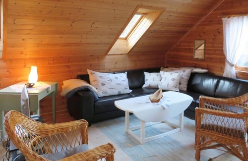 Fusa House | Tufto by Interhome