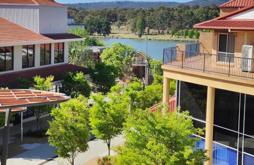 Greenway Apartment | Tuggeranong Short Stay #08C - Sleeps 6