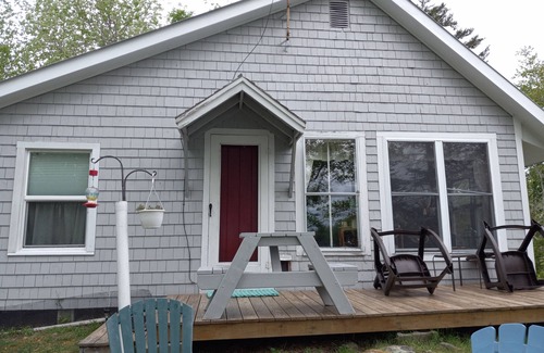 Gouldsboro Cottage | 'Tugwassa' On Downeast Jones Pond- poet's cottage with wi-fi