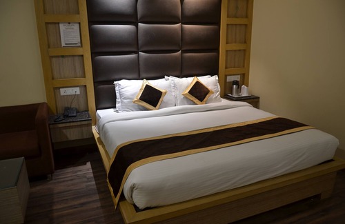 Katra Hotel | Tulip Tree Hotel
