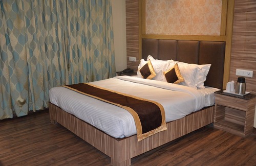 Katra Hotel | Tulip Tree Hotel