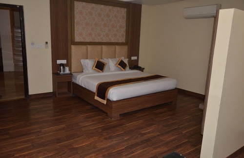 Katra Hotel | Tulip Tree Hotel