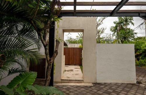 Sunset Road Villa | Tuluscolivingseminyakvilla1