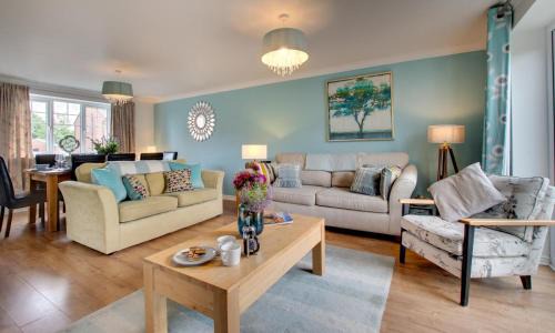 Seahouses House | Tumbler Rocks Retreat