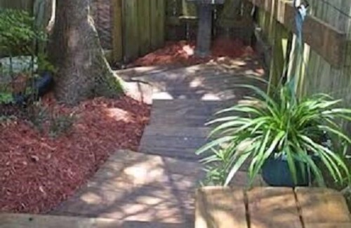 Governor's Walk House | Turn-Key Furnished Mid-Town Courtyard Bungalow