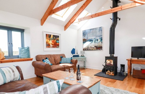 St Ives House | TURNSTONES, family friendly, with open fire in St Ives