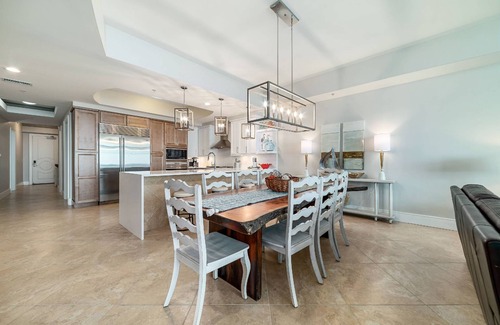 Orange Beach Condo | Turquoise Place C2007 ~ In/Out/Kiddie Pools, Lazy River, Hot Tubs + $400 in FREE Activities Daily