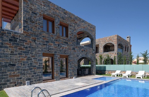 Kato Gouves Villa | Turtulli Castle Villa I, a Sea Escape
