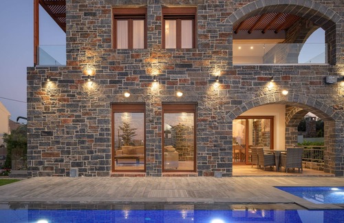 Kato Gouves Villa | Turtulli Castle Villa I, a Sea Escape