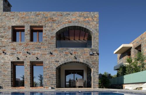 Kato Gouves Villa | Turtulli Castle Villas , a Sea Escape