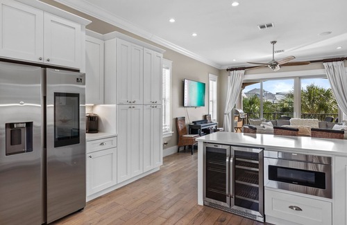 St. Tropez House | Tuscan Luxury Villa: Private Beach, Updated Kitchen, Golf Cart, Arcade, & more 🖤