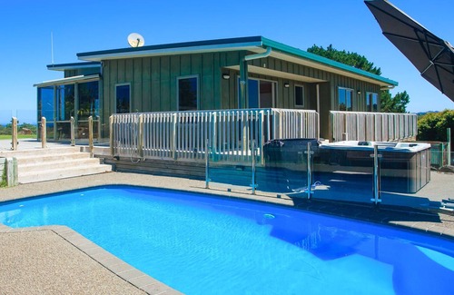 Tutukaka Cabin | Tutukaka Heads Lodge