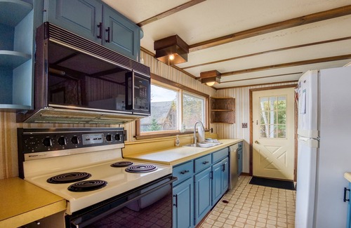 Rangeley Cottage | Twenty-Two, private waterfront on Beaver Mtn Lake