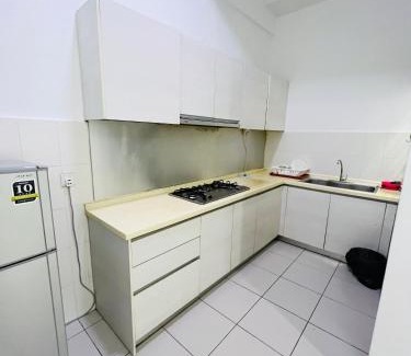 Kuala Lumpur Apartment | Twin tower klcc view VUE residences
