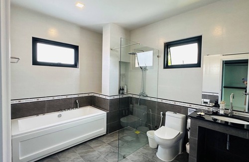 Na Chom Thian House | Twins Pool villa in Pattaya@jomtien beach