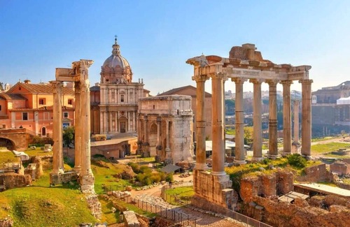 Rione III Colonna Apartment | Two (2) Radiant Connecting 1BR Suites at Rome