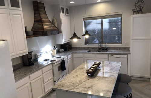 North Scottsdale Condo | TWO 3 bdrm condos in Grayhawk, resort pool & mountain views grnd or top floor