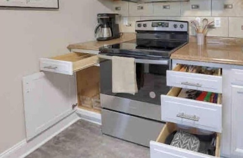 Middletown Apartment | Two Bedroom Apt. with laundry