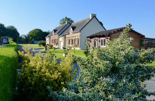 Le Val-Saint-Pere Cottage | Two Bedroom Duplex Chocolate