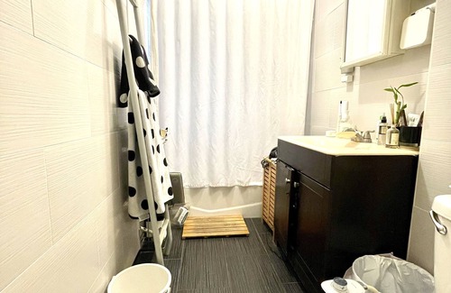 Harlem Apartment | Two bedroom in manhattan/10 min express ride to Columbus circle