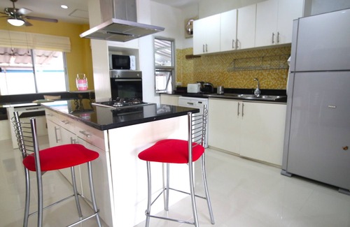 Kamala House | Two bedroom, pool, walk to Kamala Beach & Restaurants & Market