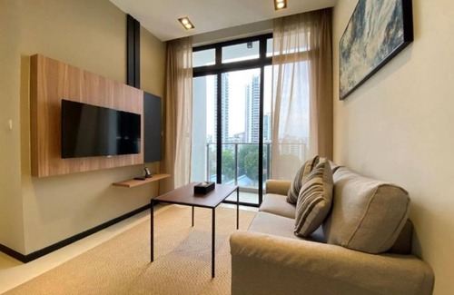 Thomson Road Apartment | Two Bedroom Premier with Balcony, 800m from Novena MRT