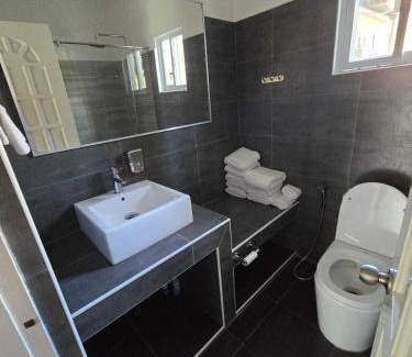 Panglao Villa | Two-Bedroom Private Villa with Spacious Pool Retreat