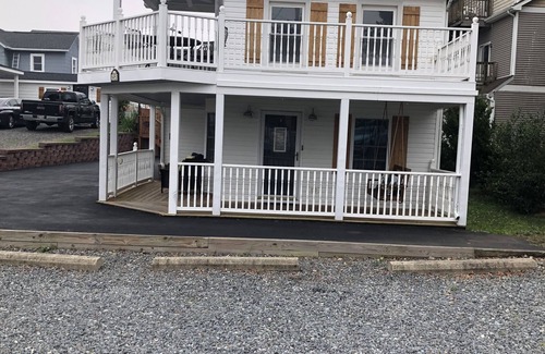 Solomons Apartment | Two bedroom two bath home on charming Solomons Island