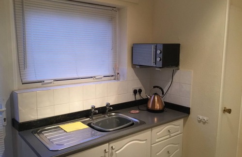 Isle of Portland House | Two Bedroomed Bungalow at Cove Holiday Park