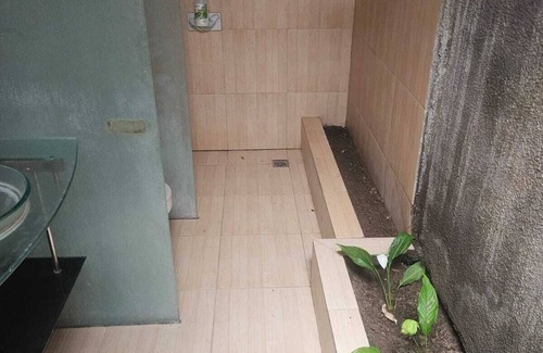 North Legian House | Two Brothers Guesthouse