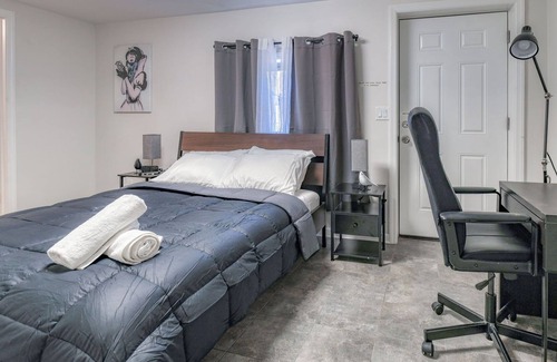Jersey City Apartment | TWO Modern Apartment Minutes to NYC