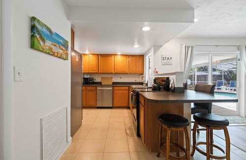 Rockledge House | Two Palms Heated Pool Retreat