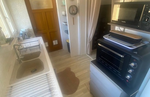 Pegomas Apartment | Two-room apartment Quietly situated in a private estate with garden, 8 km from the sea