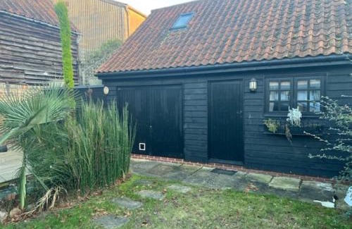 Cambridge Apartment | Two Storey Annex