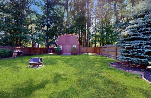 Old Orchard Beach House | Two-story dog-friendly house with enclosed yard, grill, patio, W/D
