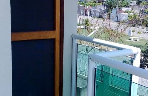 Morro do Algodao House | Two-story house in a gated community