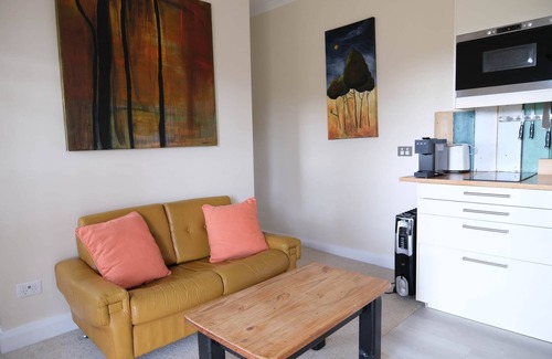 Armidale Apartment | Twodogfolly at Dangarsleigh, Studio at Dangarsleigh, The Studio at Twodogfolly
