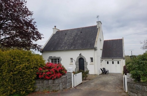 Tregarvan House | Ty Ar Bleiz Gwenn - La maison du Loup Blanc