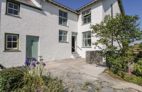 Llanfairpwllgwyngyll House | Ty Mawr Farm