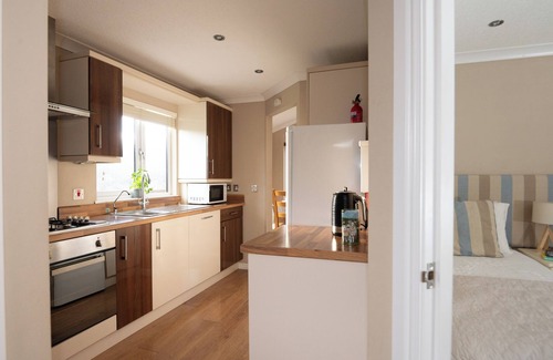 Beddgelert Cabin | Ty Pren: Cosy Lodge with Panoramic Windows & Mountain Views