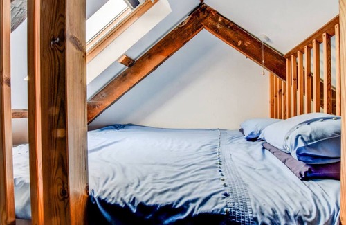 Haverfordwest House | Ty'r Castell in Haverfordwest