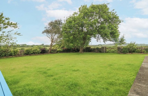 Bodorgan Cottage | Tyn Rallt Ice Cream Farm