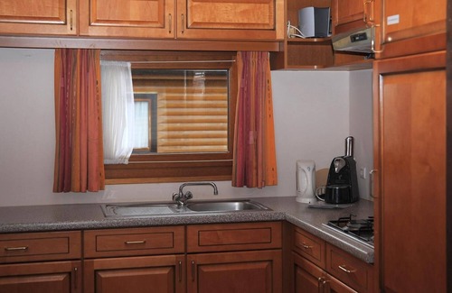 Ferienhausgebiet Hillenseifen Resort | Typ B4 (hout) - Two Bedroom Resort, Sleeps 4