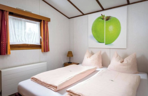 Ferienhausgebiet Hillenseifen Resort | Typ B4 (hout) - Two Bedroom Resort, Sleeps 4